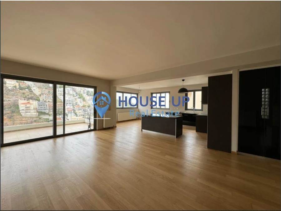 (For Sale) Residential Maisonette || East Attica/Voula - 260 Sq.m, 4 Bedrooms, 1.100.000€ 