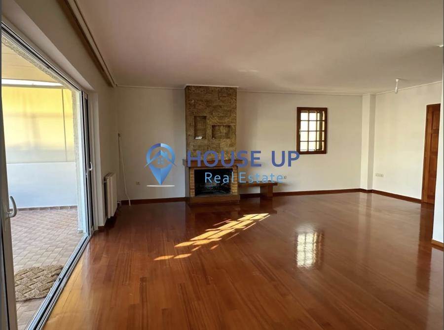 (Προς Ενοικίαση) Κατοικία Οροφοδιαμέρισμα || Αθήνα Νότια/Γλυφάδα - 140 τ.μ, 2 Υ/Δ, 3.000€ 